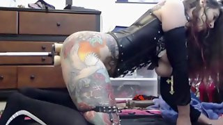 Wow tattoed girl double penetration machine fuck