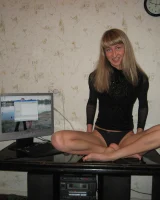 Horny gf 121 poseforme