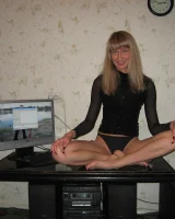 Horny gf 121 poseforme