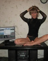 Horny gf 121 poseforme